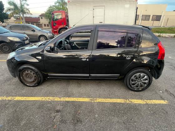 RENAULT SANDERO 1.6 AUTHENTIQUE 8V FLEX 4P MANUAL